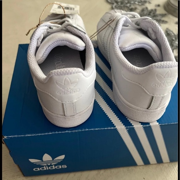 Adidas Superstar Slip Ons Size 10k - Picture 2 of 5